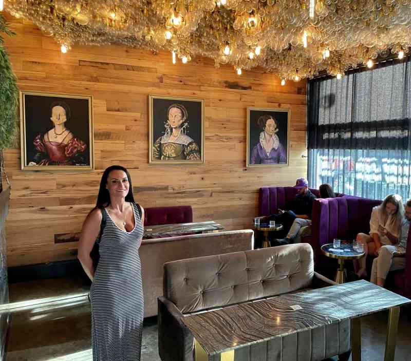 Shelter Cocktail Bar